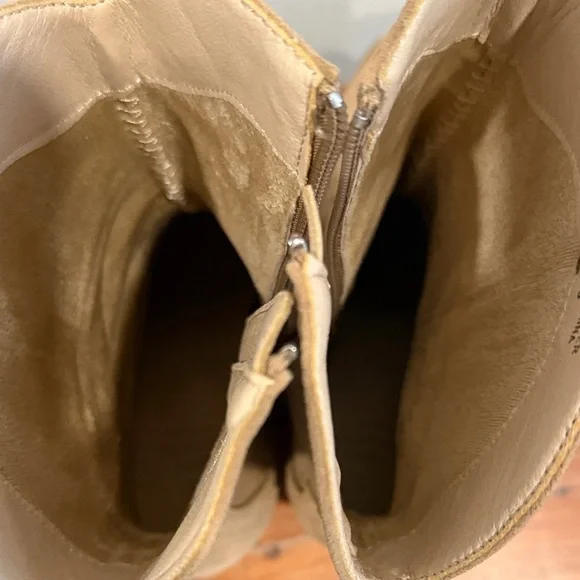 Oasis Society Tan Faux Suede Fringe Western Boots sz 7.5 - Picture 7 of 9